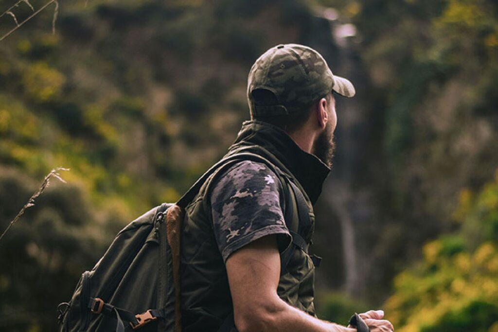 COUVREUR FERBLANTIER ARTISANT